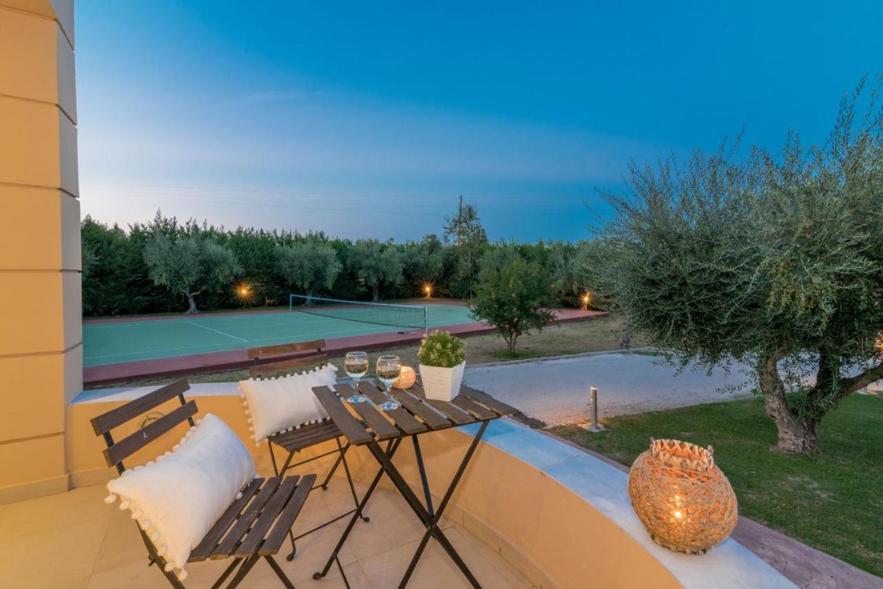 Astarte Villas - Istar Villa With Tennis Court Makhairadhon Exterior photo