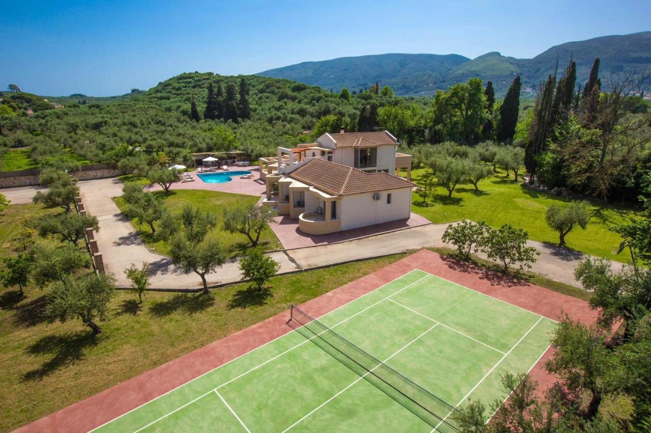 Astarte Villas - Istar Villa With Tennis Court Makhairadhon Exterior photo