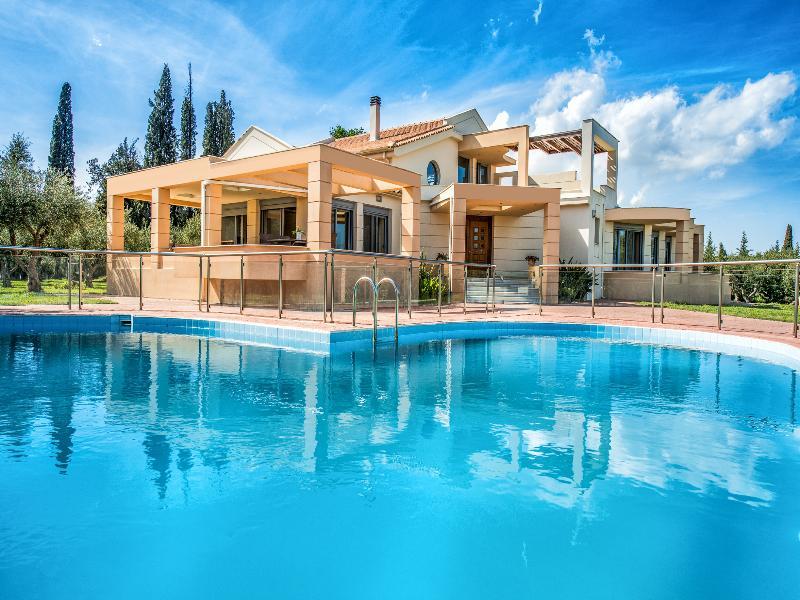 Astarte Villas - Istar Villa With Tennis Court Makhairadhon Exterior photo
